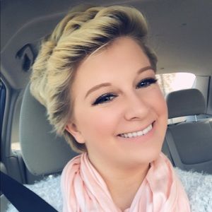 Meet your Posher, Bethany